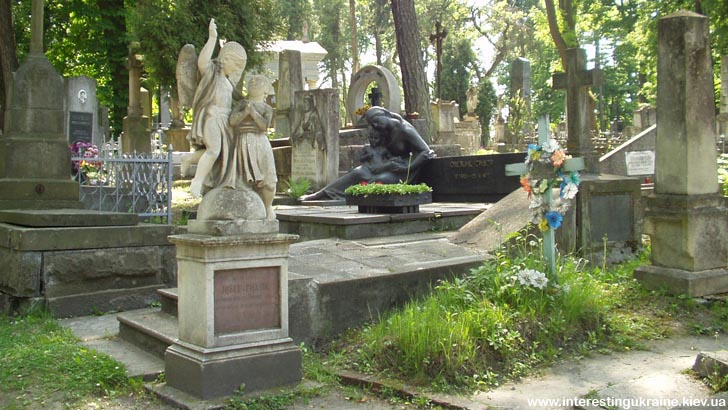 Личаківський цвинтар - пам'ятка Львова