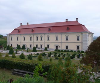 Великий палац - пам'ятка Золочівського замку